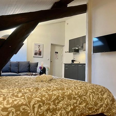 Suite Polkka ลียง ภายนอก รูปภาพ